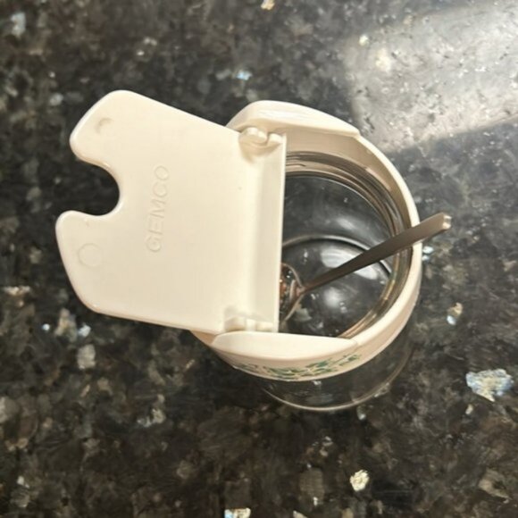 Vintage Glass Sugar Bowl, Spoon & Plastic Lid Gemco (Corelle) - Picture 3 of 7